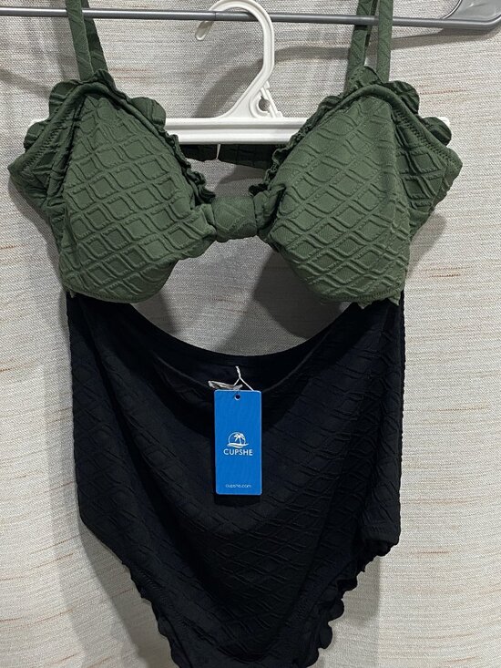 Cupshe Other - Cupshe One-Piece Swimwear Green Black Medium Womens (264)